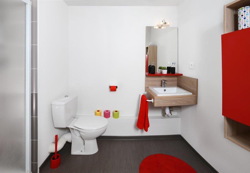 CAP'ETUDES AIX EN PROVENCE : Salle de bain